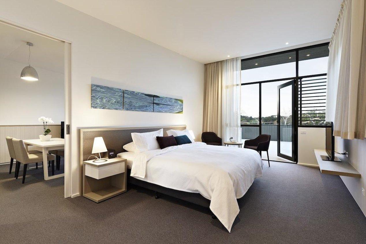 Quarters At Flinders Hotel Bagian luar foto