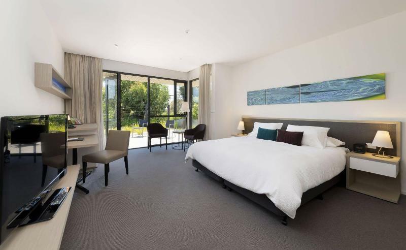 Quarters At Flinders Hotel Bagian luar foto